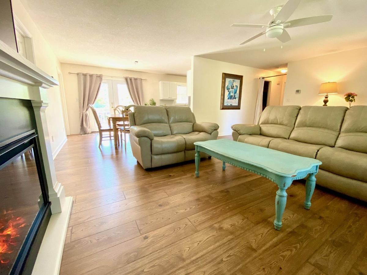 Cozy Three Bedroom House With Fireplace Wilmington Exterior foto